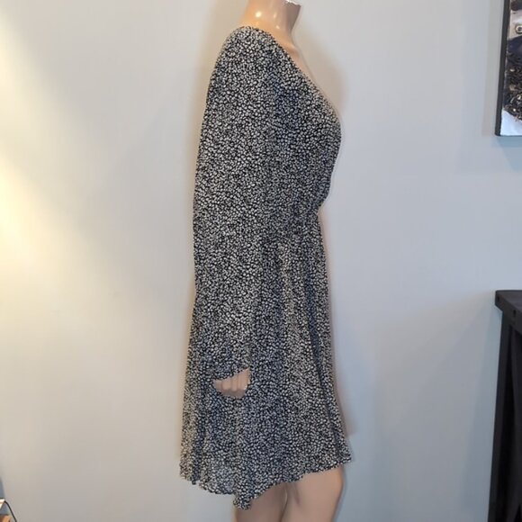 Maeve Anthropologie Carolyn Dress Leopard Print Wrap Fall Spring Size Medium - Picture 13 of 16